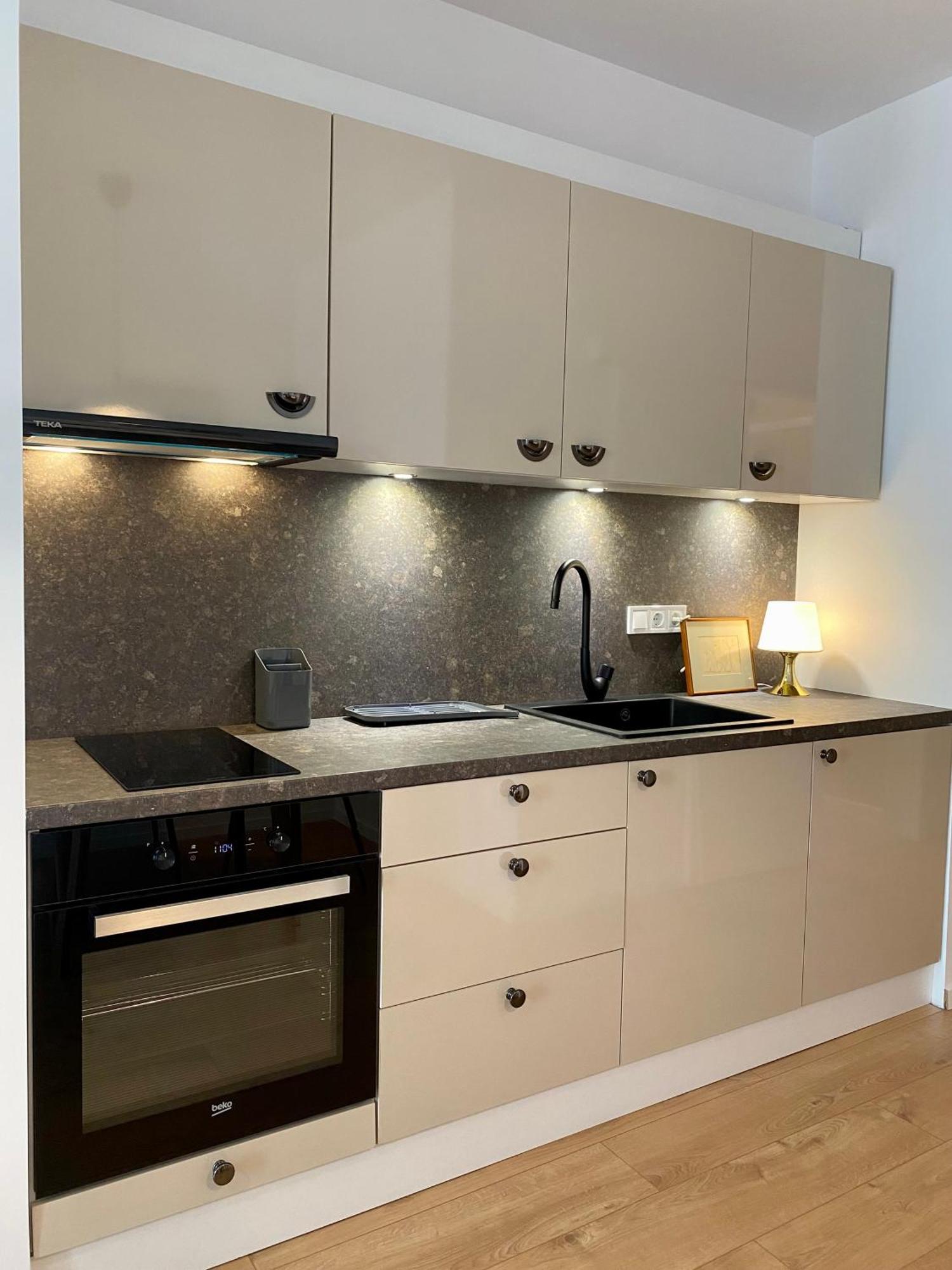 Mycampus Unwe Studentski Mountain Views Modern Kitchen Equipment София Экстерьер фото